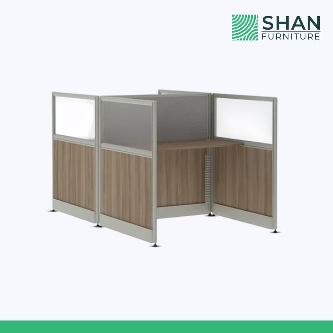 Single-Seat Cubicle with Glass-Top Partition Walls