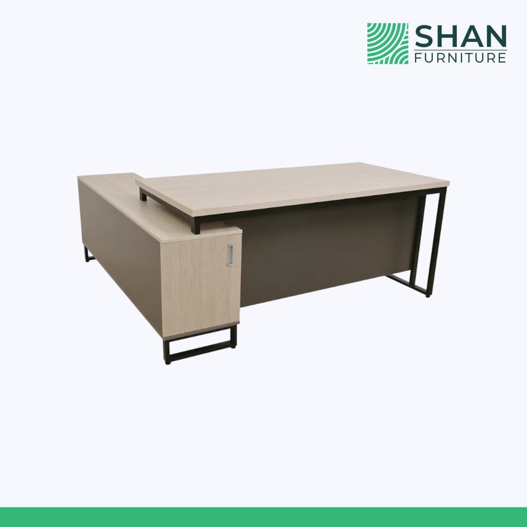 Executive Table SFET904