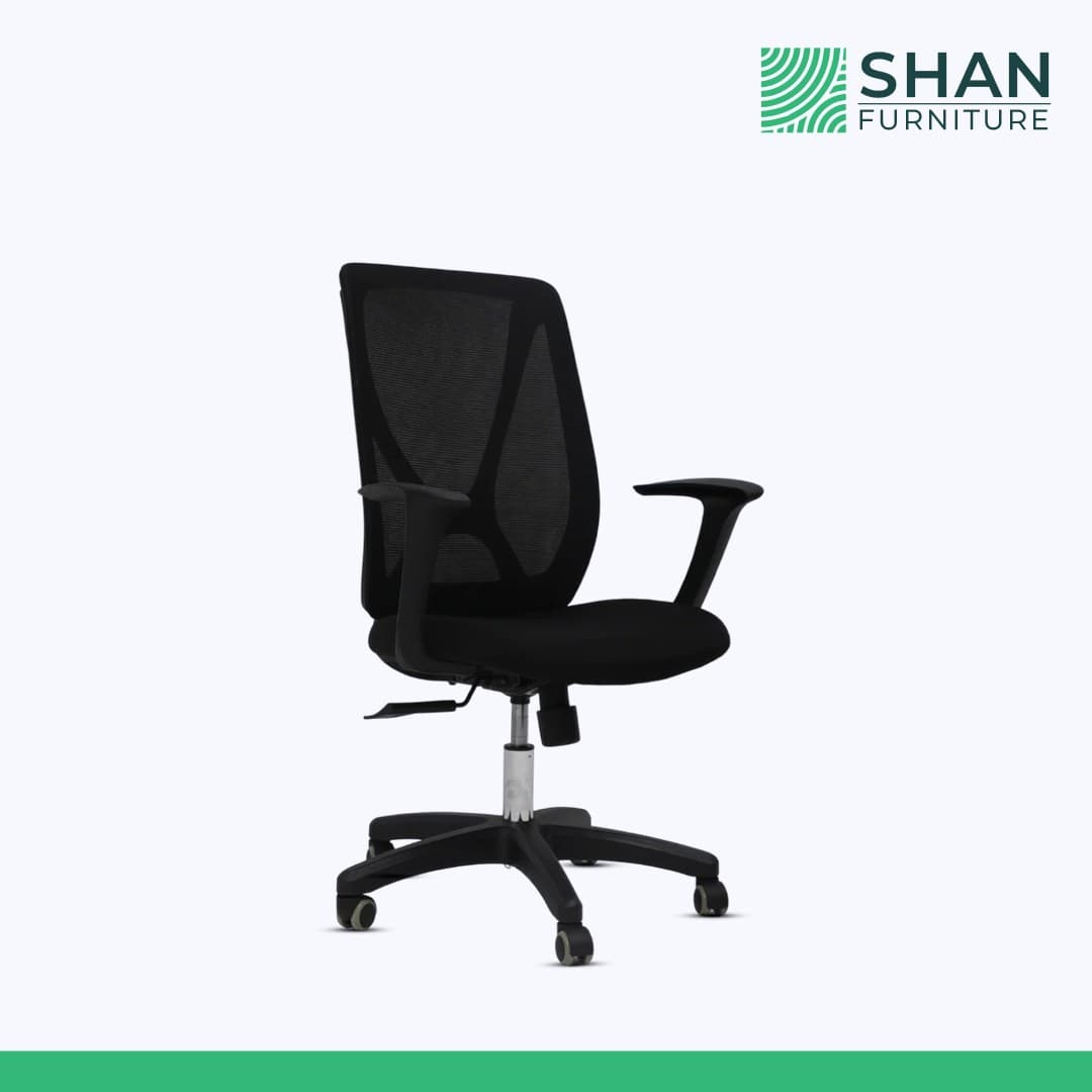Black Mesh Staff Chair