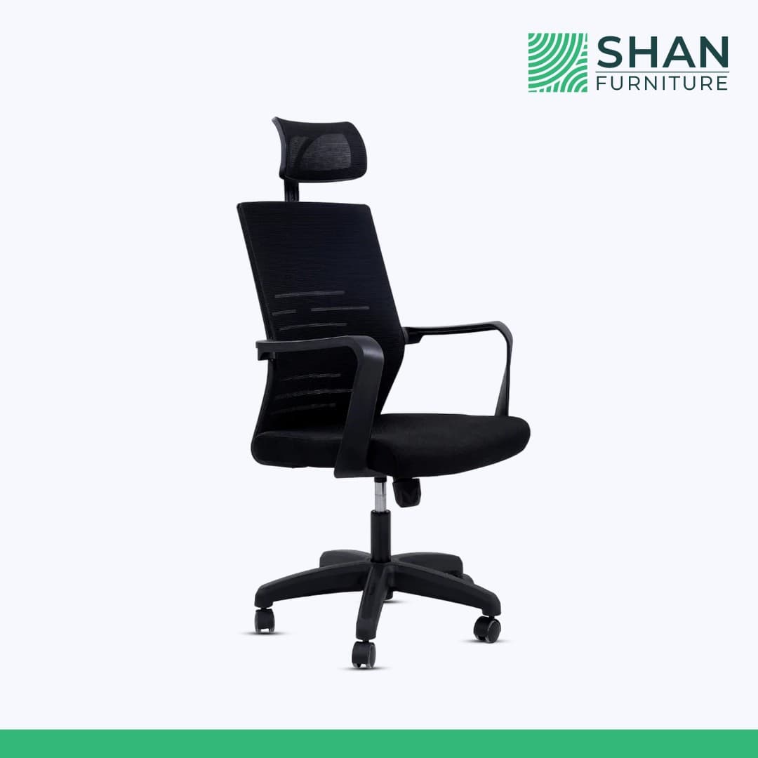 Black Mesh Manager Chair with Headrest