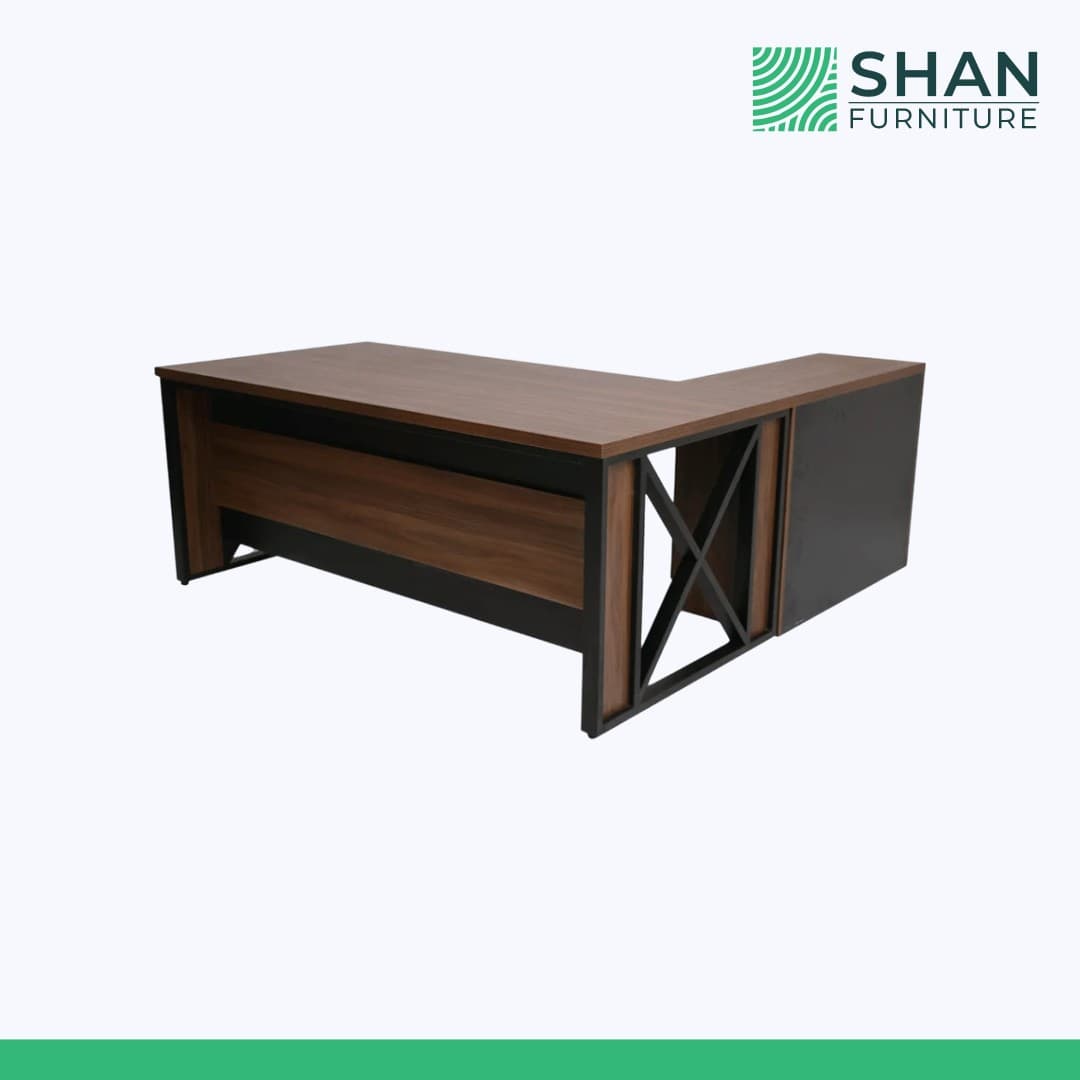 Executive Table SFEC917